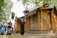 Божественная литургия на подворье Свято-Никольского мужского монастыря города Гомеля в д. Терюха