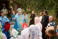 Божественная литургия на подворье Свято-Никольского мужского монастыря города Гомеля в д. Терюха