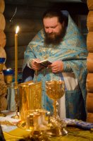 Божественная литургия на подворье Свято-Никольского мужского монастыря города Гомеля в д. Терюха