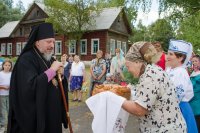 Преосвященнейший Стефан освятил источник вблизи д.Залесье, Чечерского района. Преосвященнейший Стефан освятил источник вблизи д.Залесье, Чечерского района.