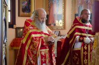 Преосвященнейший Стефан возглавил Божественную литургию в храме святого благоверного князя Александра Невского в д.Нивки.