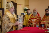 Преосвященнейший Стефан возглавил Божественную литургию в храме святого благоверного князя Александра Невского в д.Нивки.