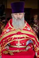 Преосвященнейший Стефан возглавил Божественную литургию в храме святого благоверного князя Александра Невского в д.Нивки.