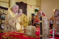 Преосвященнейший Стефан возглавил Божественную литургию в храме святого благоверного князя Александра Невского в д.Нивки.