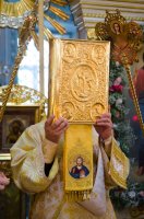 Преосвященнейший Стефан возглавил вечернее богослужение с чтением Акафиста Пресвятой Владычицы нашей Богородицы нараспев в Свято-Петро-Павловском кафедральном соборе города Гомеля.