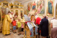 Преосвященнейший Стефан возглавил божественную литургию в криптовом храме Свято-Петро-Павловского собора г.Гомеля Преосвященнейший Стефан возглавил божественную литургию в криптовом храме Свято-Петро-Павловского собора г.Гомеля