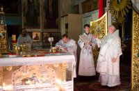 Божественная литургия в Свято-Петро-Павловском кафедральном соборе города Гомеля