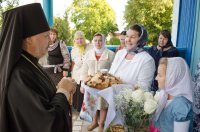 Преосвященнейший Стефан возглавил Божественную литургию в храме Успения Пресвятой Богородицы д.Городец Рогачевского района.