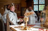 Божественная литургия в день воспоминания чуда Архистратига Михаила, бывшего в Хонех Божественная литургия в день воспоминания чуда Архистратига Михаила, бывшего в Хонех