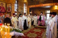 Божественная литургия в день воспоминания чуда Архистратига Михаила, бывшего в Хонех Божественная литургия в день воспоминания чуда Архистратига Михаила, бывшего в Хонех