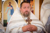 Божественная литургия в день воспоминания чуда Архистратига Михаила, бывшего в Хонех Божественная литургия в день воспоминания чуда Архистратига Михаила, бывшего в Хонех