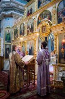 Божественная литургия в Свято-Петро-Павловском кафедральном соборе г.Гомеля Божественная литургия в Свято-Петро-Павловском кафедральном соборе г.Гомеля