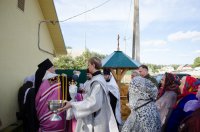 Преосвященнейший Стефан совершил чин освящения купели в честь Святителя Николая в приграничном н.п. Новая Гута Преосвященнейший Стефан совершил чин освящения купели в честь Святителя Николая в приграничном н.п. Новая Гута