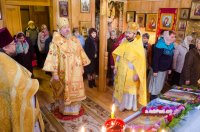 Преосвященнейший Стефан возглавил Божественную литургию в храме иконы Божией Матери "Тихвинская" д. Ченки. Преосвященнейший Стефан возглавил Божественную литургию в храме иконы Божией Матери "Тихвинская" д. Ченки.