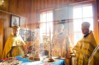 Преосвященнейший Стефан возглавил Божественную литургию в храме иконы Божией Матери "Тихвинская" д. Ченки. Преосвященнейший Стефан возглавил Божественную литургию в храме иконы Божией Матери "Тихвинская" д. Ченки.