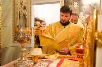 Божественная литургия в Свято-Петро-Павловском кафедральном соборе г.Гомеля Божественная литургия в Свято-Петро-Павловском кафедральном соборе г.Гомеля