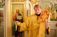 Божественная литургия в Свято-Петро-Павловском кафедральном соборе г.Гомеля Божественная литургия в Свято-Петро-Павловском кафедральном соборе г.Гомеля