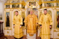 Божественная литургия в Свято-Петро-Павловском кафедральном соборе г.Гомеля Божественная литургия в Свято-Петро-Павловском кафедральном соборе г.Гомеля