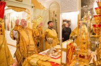 Божественная литургия в Свято-Петро-Павловском кафедральном соборе г.Гомеля Божественная литургия в Свято-Петро-Павловском кафедральном соборе г.Гомеля