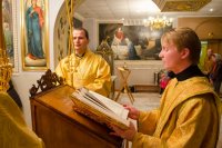 Божественная литургия в Свято-Петро-Павловском кафедральном соборе г.Гомеля Божественная литургия в Свято-Петро-Павловском кафедральном соборе г.Гомеля