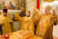 Божественная литургия в Свято-Петро-Павловском кафедральном соборе г.Гомеля Божественная литургия в Свято-Петро-Павловском кафедральном соборе г.Гомеля