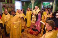 Вечернее богослужение с пением акафиста Пресвятой Богородице в храме святителя Василия Великого г.Жлобина