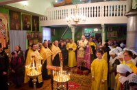 Вечернее богослужение с пением акафиста Пресвятой Богородице в храме святителя Василия Великого г.Жлобина