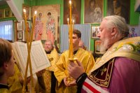 Вечернее богослужение с пением акафиста Пресвятой Богородице в храме святителя Василия Великого г.Жлобина