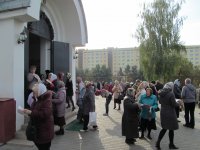 В храме Иверской иконы Божией Матери поздравили многодетных матерей с днем матери