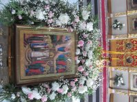 В храме Иверской иконы Божией Матери поздравили многодетных матерей с днем матери