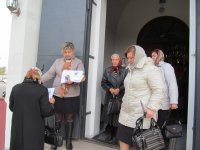 В храме Иверской иконы Божией Матери поздравили многодетных матерей с днем матери