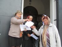 В храме Иверской иконы Божией Матери поздравили многодетных матерей с днем матери