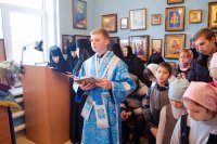 Божественная литургия в день празднования иконы Божией Матери "Спорительница хлебов"