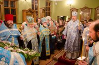 Всенощное бдение в канун праздника иконы Божией Матери "Всех скорбящих Радость"