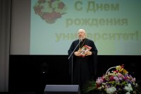 Преосвященный Стефан в Торжественном вечере, посвящённом 25-летию Гомельскому государственному медицинскому университету