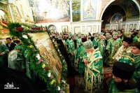 Преосвященнейший Стефан сослужил митрополиту Одесскому и Измаильскому Агафангелу в канун дня памяти преподобного Нестора Летописца