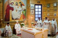 Божественная литургия в день празднования Собора святого Архистратига Михаила
