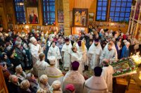 Божественная литургия в день празднования Собора святого Архистратига Михаила