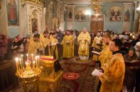 Вечернее богослужение с чтением акафиста Пресвятой Владычице нашей Богородице