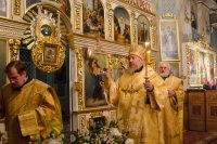 Вечернее богослужение с чтением акафиста Пресвятой Владычице нашей Богородице