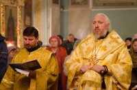 Вечернее богослужение с чтением акафиста Пресвятой Владычице нашей Богородице