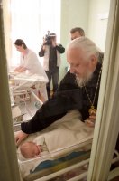 Рождественский подарок детям Рождественский подарок детям