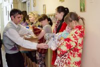 Рождественский подарок детям Рождественский подарок детям