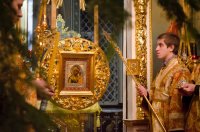 Вечернее богослужение с чтением акафиста Пресвятой Владычице нашей Богородице Вечернее богослужение с чтением акафиста Пресвятой Владычице нашей Богородице