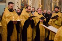 Вечернее богослужение с чтением акафиста Пресвятой Владычице нашей Богородице Вечернее богослужение с чтением акафиста Пресвятой Владычице нашей Богородице