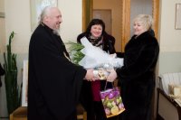 Представители городских властей, главы районных администраций г.Гомеля, руководители отделов Гомельского городского исполнительного комитета и отдельных служб и структур города поздравили Преосвященнейшего Стефана с 50-летием Представители городских властей, главы районных администраций г.Гомеля, руководители отделов Гомельского городского исполнительного комитета и отдельных служб и структур города поздравили Преосвященнейшего Стефана с 50-летием