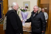 Представители городских властей, главы районных администраций г.Гомеля, руководители отделов Гомельского городского исполнительного комитета и отдельных служб и структур города поздравили Преосвященнейшего Стефана с 50-летием Представители городских властей, главы районных администраций г.Гомеля, руководители отделов Гомельского городского исполнительного комитета и отдельных служб и структур города поздравили Преосвященнейшего Стефана с 50-летием