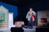 Преосвященный Стефан принял участие в рождественском мероприятии, прошедшем в Спасо-Преображенском храме города Гомеля