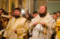 Вечернее богослужение с чтением акафиста Пресвятой Владычице нашей Богородице Вечернее богослужение с чтением акафиста Пресвятой Владычице нашей Богородице