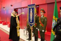 Преосвященный Стефан вручил хоругвь Управлению Следственного комитета Республики Беларусь по Гомельской области (ОБНОВЛЕНО) Преосвященный Стефан вручил хоругвь Управлению Следственного комитета Республики Беларусь по Гомельской области (ОБНОВЛЕНО)